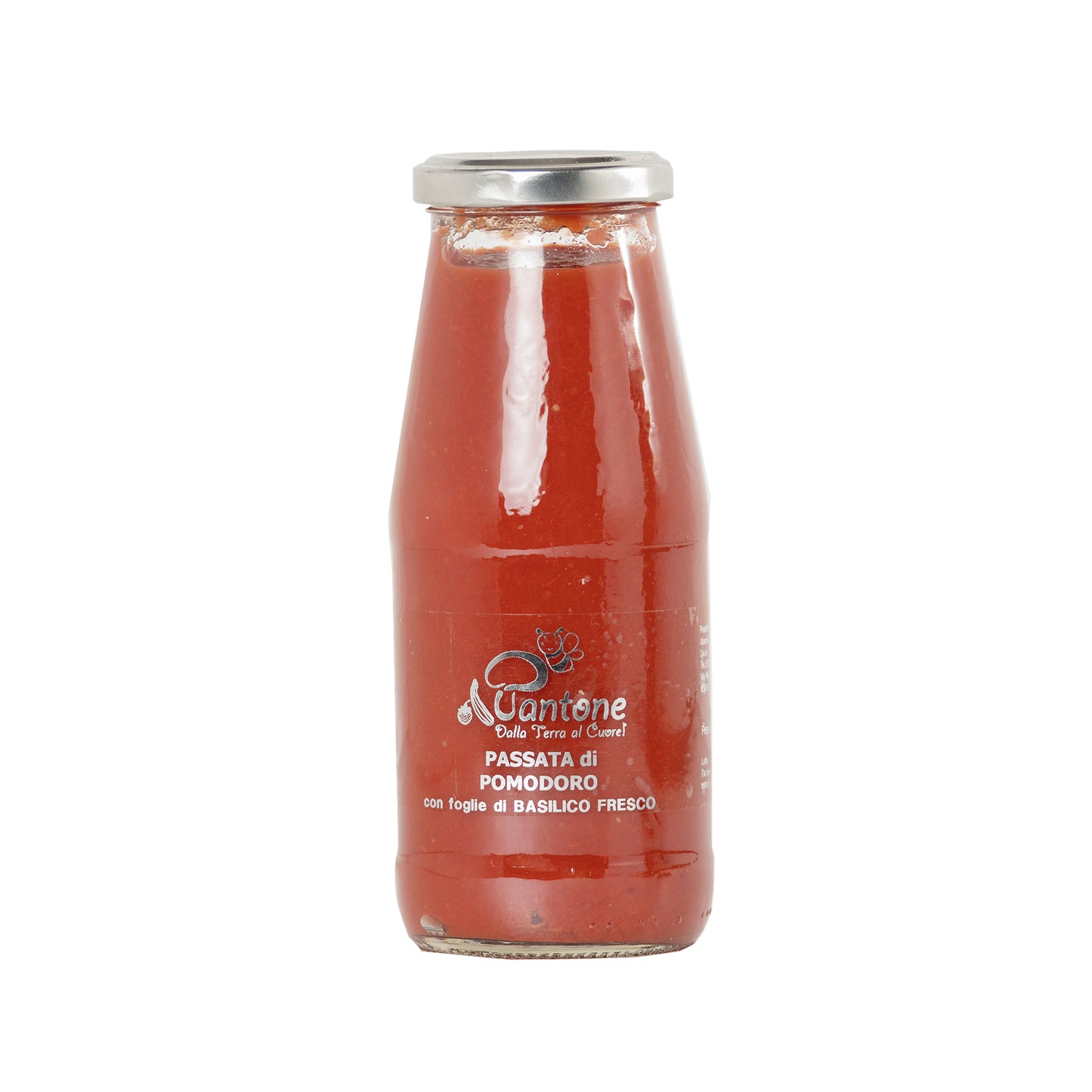 Passata di Pomodoro con foglie di basilico fresco